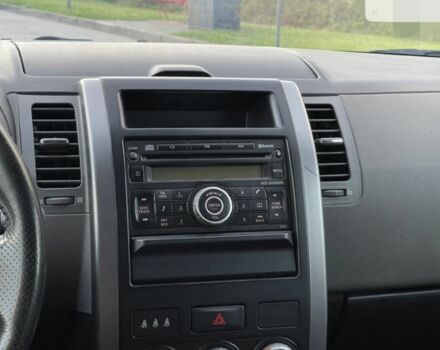 Черный Ниссан ИксТрейл, объемом двигателя 2 л и пробегом 242 тыс. км за 9300 $, фото 13 на Automoto.ua