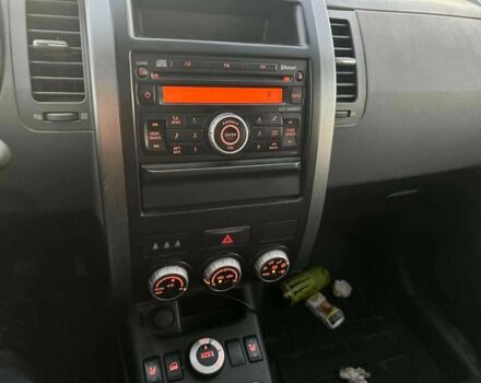 Чорний Ніссан ІксТрейл, об'ємом двигуна 2 л та пробігом 288 тис. км за 4582 $, фото 9 на Automoto.ua