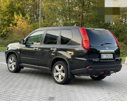 Черный Ниссан ИксТрейл, объемом двигателя 2 л и пробегом 242 тыс. км за 9300 $, фото 6 на Automoto.ua