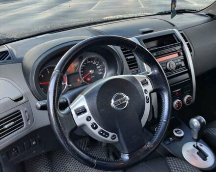 Черный Ниссан ИксТрейл, объемом двигателя 2 л и пробегом 284 тыс. км за 8500 $, фото 8 на Automoto.ua