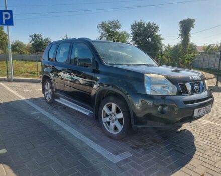 Черный Ниссан ИксТрейл, объемом двигателя 2 л и пробегом 310 тыс. км за 6700 $, фото 3 на Automoto.ua