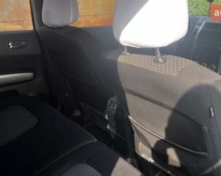 Черный Ниссан ИксТрейл, объемом двигателя 2 л и пробегом 182 тыс. км за 9300 $, фото 8 на Automoto.ua