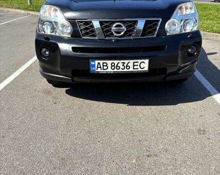 Черный Ниссан ИксТрейл, объемом двигателя 2.5 л и пробегом 199 тыс. км за 8800 $, фото 2 на Automoto.ua