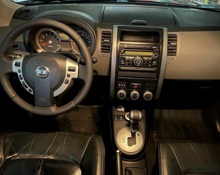 Чорний Ніссан ІксТрейл, об'ємом двигуна 2.5 л та пробігом 223 тис. км за 9172 $, фото 12 на Automoto.ua