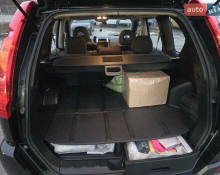 Черный Ниссан ИксТрейл, объемом двигателя 2 л и пробегом 200 тыс. км за 10300 $, фото 3 на Automoto.ua