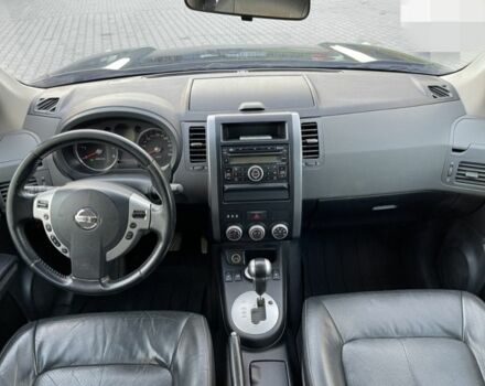 Черный Ниссан ИксТрейл, объемом двигателя 2 л и пробегом 242 тыс. км за 9300 $, фото 8 на Automoto.ua