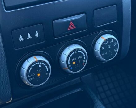 Черный Ниссан ИксТрейл, объемом двигателя 2.5 л и пробегом 170 тыс. км за 8500 $, фото 12 на Automoto.ua