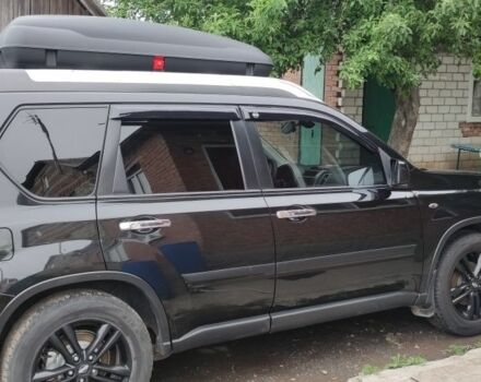 Чорний Ніссан ІксТрейл, об'ємом двигуна 2 л та пробігом 205 тис. км за 7700 $, фото 3 на Automoto.ua