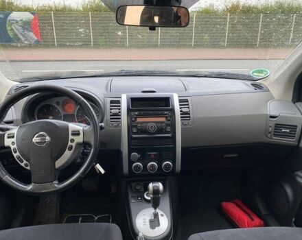 Черный Ниссан ИксТрейл, объемом двигателя 2 л и пробегом 240 тыс. км за 3600 $, фото 6 на Automoto.ua