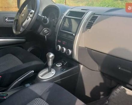 Черный Ниссан ИксТрейл, объемом двигателя 2 л и пробегом 182 тыс. км за 9300 $, фото 9 на Automoto.ua