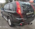 Черный Ниссан ИксТрейл, объемом двигателя 2 л и пробегом 250 тыс. км за 9800 $, фото 4 на Automoto.ua