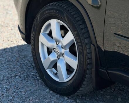 Черный Ниссан ИксТрейл, объемом двигателя 2.5 л и пробегом 170 тыс. км за 8500 $, фото 4 на Automoto.ua