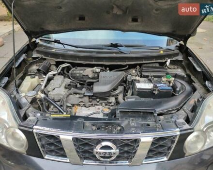Черный Ниссан ИксТрейл, объемом двигателя 25 л и пробегом 213 тыс. км за 9725 $, фото 4 на Automoto.ua