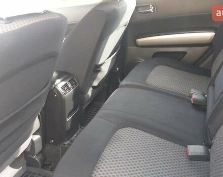 Черный Ниссан ИксТрейл, объемом двигателя 2 л и пробегом 182 тыс. км за 9300 $, фото 10 на Automoto.ua