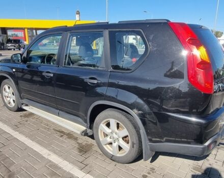 Черный Ниссан ИксТрейл, объемом двигателя 2 л и пробегом 310 тыс. км за 6700 $, фото 2 на Automoto.ua