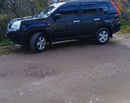 Чорний Ніссан ІксТрейл, об'ємом двигуна 2 л та пробігом 154 тис. км за 8880 $, фото 2 на Automoto.ua