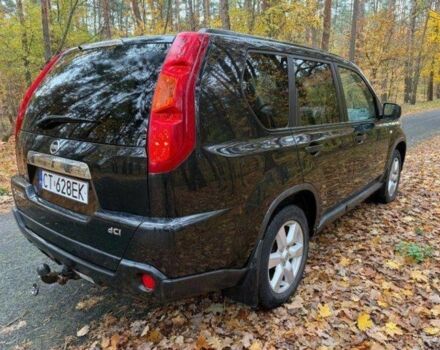 Черный Ниссан ИксТрейл, объемом двигателя 2.2 л и пробегом 232 тыс. км за 3200 $, фото 3 на Automoto.ua