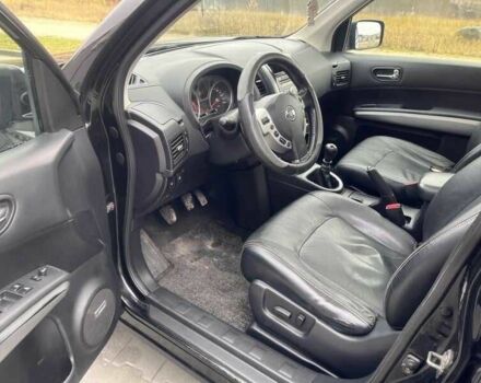 Чорний Ніссан ІксТрейл, об'ємом двигуна 2 л та пробігом 200 тис. км за 3316 $, фото 8 на Automoto.ua