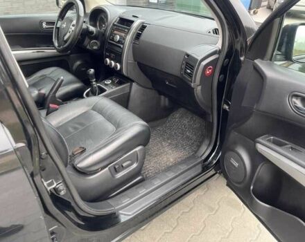 Чорний Ніссан ІксТрейл, об'ємом двигуна 2 л та пробігом 200 тис. км за 3316 $, фото 7 на Automoto.ua