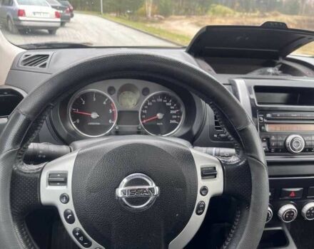 Чорний Ніссан ІксТрейл, об'ємом двигуна 2 л та пробігом 200 тис. км за 3316 $, фото 6 на Automoto.ua