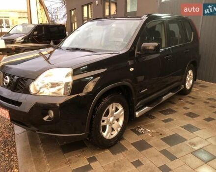 Чорний Ніссан ІксТрейл, об'ємом двигуна 2 л та пробігом 223 тис. км за 8999 $, фото 2 на Automoto.ua