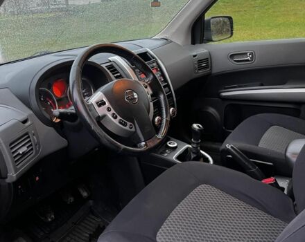 Чорний Ніссан ІксТрейл, об'ємом двигуна 2 л та пробігом 240 тис. км за 6500 $, фото 16 на Automoto.ua