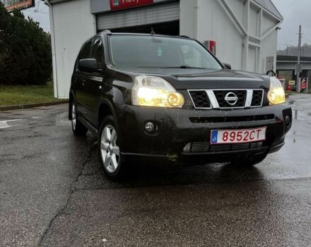 Чорний Ніссан ІксТрейл, об'ємом двигуна 2 л та пробігом 240 тис. км за 6500 $, фото 1 на Automoto.ua