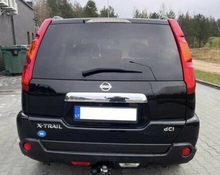 Чорний Ніссан ІксТрейл, об'ємом двигуна 2 л та пробігом 200 тис. км за 3316 $, фото 3 на Automoto.ua
