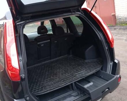 Черный Ниссан ИксТрейл, объемом двигателя 2 л и пробегом 238 тыс. км за 10500 $, фото 10 на Automoto.ua