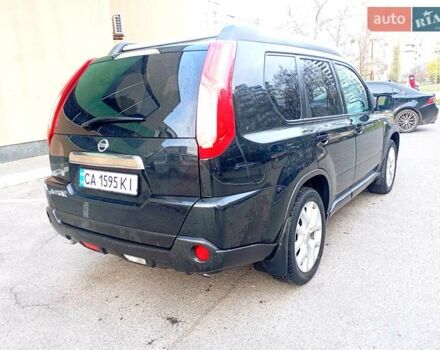 Черный Ниссан ИксТрейл, объемом двигателя 2 л и пробегом 238 тыс. км за 10500 $, фото 2 на Automoto.ua