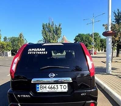 Чорний Ніссан ІксТрейл, об'ємом двигуна 2 л та пробігом 325 тис. км за 13500 $, фото 6 на Automoto.ua