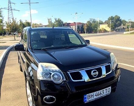 Чорний Ніссан ІксТрейл, об'ємом двигуна 2 л та пробігом 325 тис. км за 13500 $, фото 3 на Automoto.ua