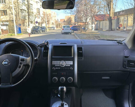 Черный Ниссан ИксТрейл, объемом двигателя 2 л и пробегом 226 тыс. км за 13000 $, фото 13 на Automoto.ua