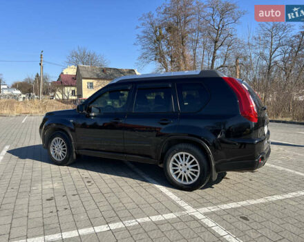 Чорний Ніссан ІксТрейл, об'ємом двигуна 2 л та пробігом 224 тис. км за 12400 $, фото 12 на Automoto.ua