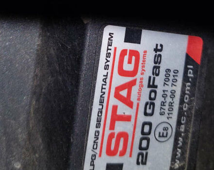 Черный Ниссан ИксТрейл, объемом двигателя 2 л и пробегом 183 тыс. км за 10500 $, фото 5 на Automoto.ua