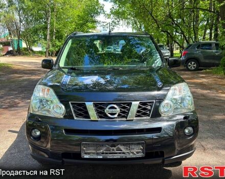 Чорний Ніссан ІксТрейл, об'ємом двигуна 2 л та пробігом 159 тис. км за 10600 $, фото 1 на Automoto.ua