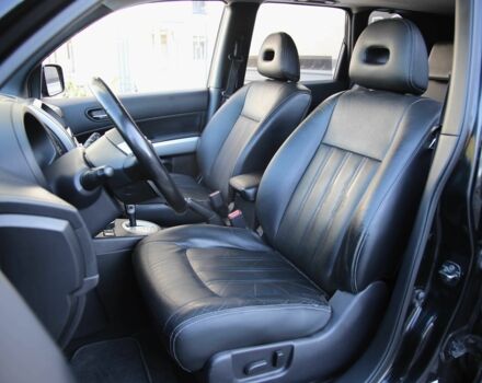 Черный Ниссан ИксТрейл, объемом двигателя 2 л и пробегом 213 тыс. км за 11999 $, фото 6 на Automoto.ua