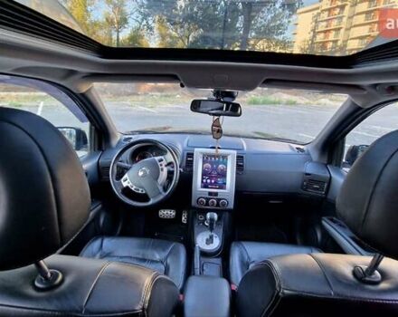 Чорний Ніссан ІксТрейл, об'ємом двигуна 2 л та пробігом 179 тис. км за 12500 $, фото 5 на Automoto.ua