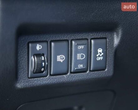 Черный Ниссан ИксТрейл, объемом двигателя 2 л и пробегом 213 тыс. км за 11999 $, фото 21 на Automoto.ua