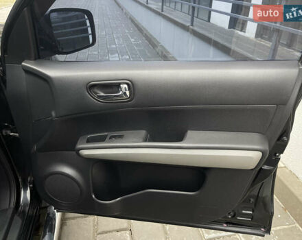 Черный Ниссан ИксТрейл, объемом двигателя 2 л и пробегом 169 тыс. км за 10900 $, фото 23 на Automoto.ua