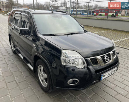 Черный Ниссан ИксТрейл, объемом двигателя 2 л и пробегом 169 тыс. км за 10900 $, фото 2 на Automoto.ua