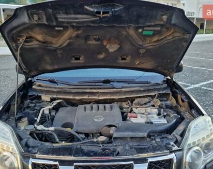 Чорний Ніссан ІксТрейл, об'ємом двигуна 2 л та пробігом 179 тис. км за 12500 $, фото 14 на Automoto.ua