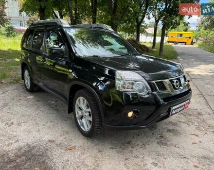 Чорний Ніссан ІксТрейл, об'ємом двигуна 2 л та пробігом 183 тис. км за 10890 $, фото 2 на Automoto.ua