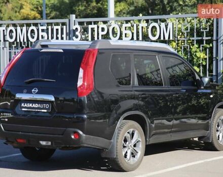 Черный Ниссан ИксТрейл, объемом двигателя 2 л и пробегом 213 тыс. км за 11999 $, фото 3 на Automoto.ua