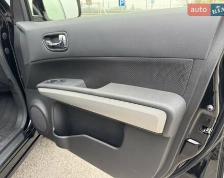 Черный Ниссан ИксТрейл, объемом двигателя 2 л и пробегом 11 тыс. км за 18500 $, фото 55 на Automoto.ua