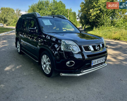 Черный Ниссан ИксТрейл, объемом двигателя 2 л и пробегом 125 тыс. км за 12300 $, фото 2 на Automoto.ua