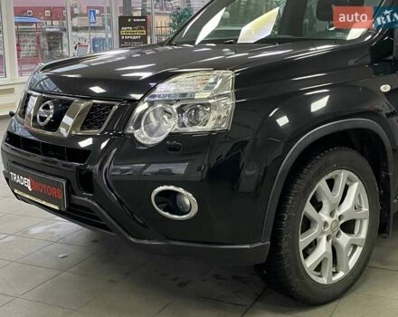 Чорний Ніссан ІксТрейл, об'ємом двигуна 2 л та пробігом 54 тис. км за 15490 $, фото 3 на Automoto.ua