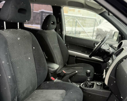 Черный Ниссан ИксТрейл, объемом двигателя 2 л и пробегом 258 тыс. км за 11999 $, фото 12 на Automoto.ua