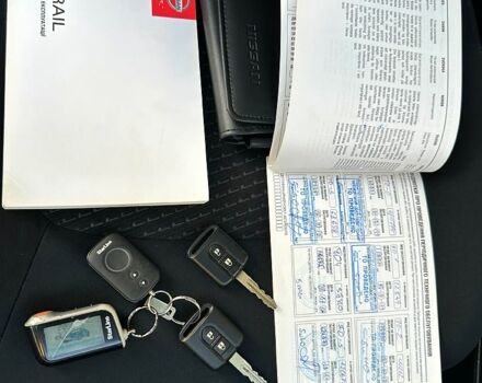 Черный Ниссан ИксТрейл, объемом двигателя 2 л и пробегом 113 тыс. км за 11999 $, фото 9 на Automoto.ua
