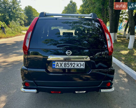 Черный Ниссан ИксТрейл, объемом двигателя 2 л и пробегом 125 тыс. км за 12300 $, фото 9 на Automoto.ua
